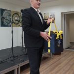 Bibliotekininkus sveikino Mažeikių rajono savivaldybės vicemeras Eimantas Salatka