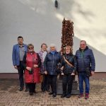 LASS Mažeikių filialo dalyviai prie paminklo „Laisvam žodžiui“