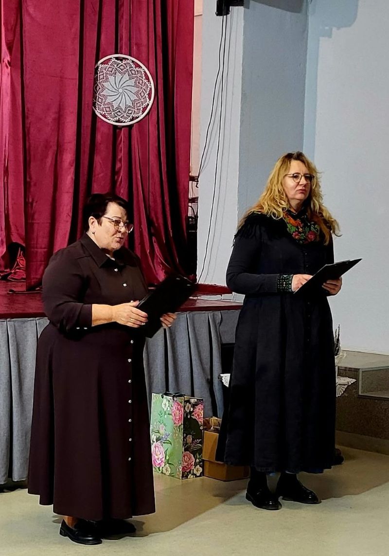 Renginio vedėjos Benita Vaizgėlienė ir Sandra Sakalauskienė